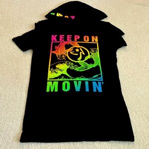 Men’s Zumba XS Keep on Movin’ Black Tee